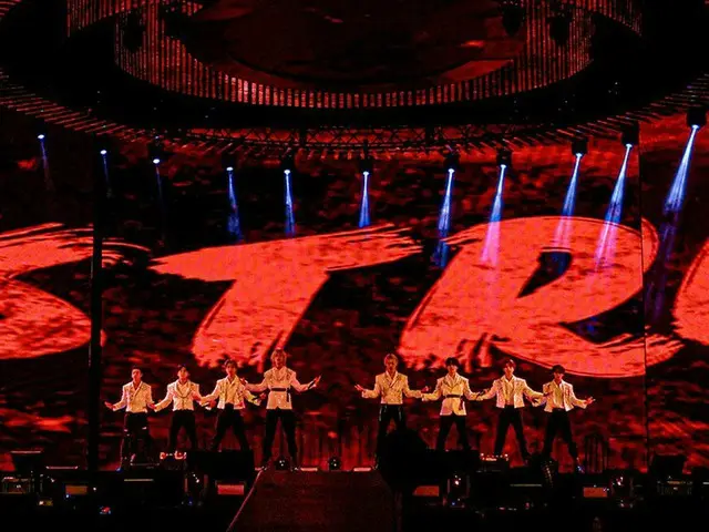 「Stray Kids」、米・ロスのスタジアムで2度目のワールドツアーにフィナーレ…グローバル人気を認証