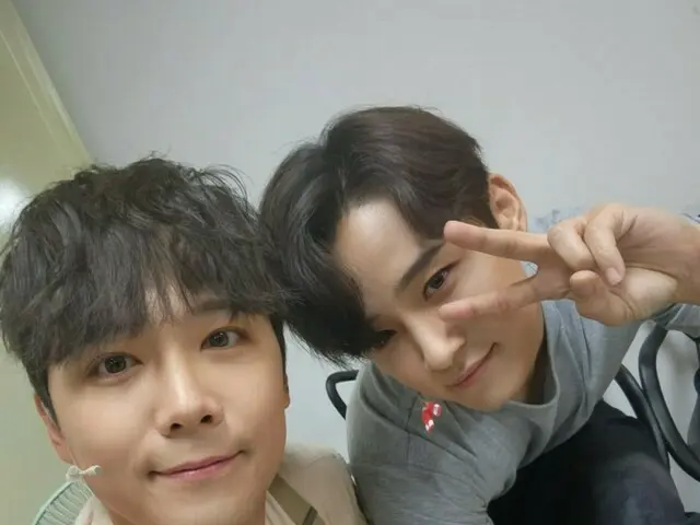 「FTISLAND」ホンギ＆ジェジン、ミュージカル「1976ハーラン・カウンティ」の開始を知らせる…”たくさん遊びに来てね”