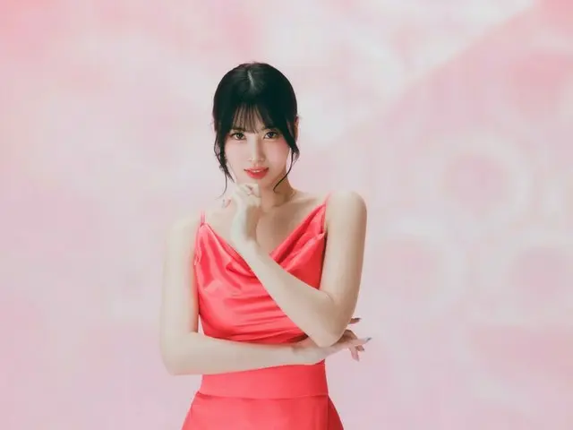 TWICE・MOMO、WEB限定新CMが公開　愛犬とたわむれる微笑ましい一面を披露