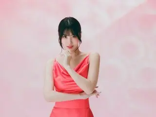 TWICE・MOMO、WEB限定新CMが公開　愛犬とたわむれる微笑ましい一面を披露