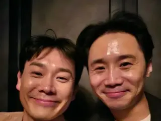 そっくりな2人の俳優がツーショット写真を投稿