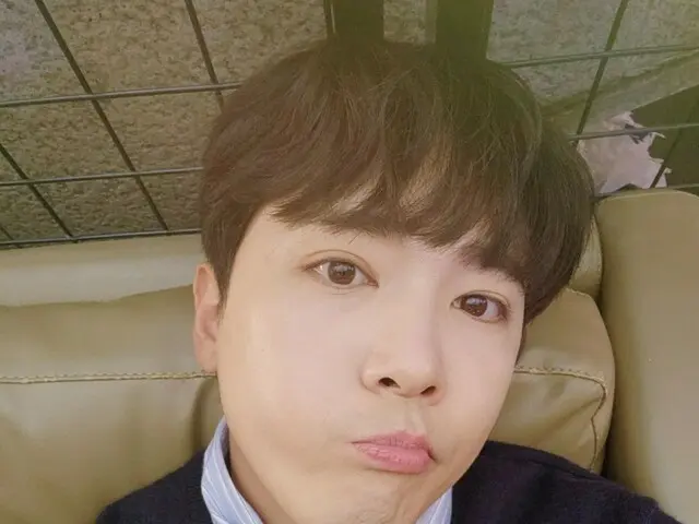 「FTISLAND」ホンギ、”かわいいふり”…ジェジン、”ちょっとかわいいね”