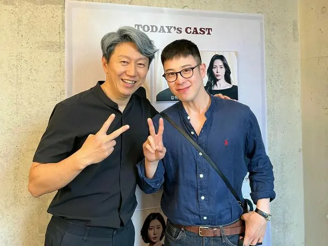 軍服務中の「Block B」ピオ、海兵隊休暇中にキム・スロの演劇「嵐が丘」を観覧