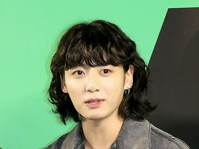 防弾少年団ジョングク「騒音で近所から苦情が...これからは大きな声で歌えない」