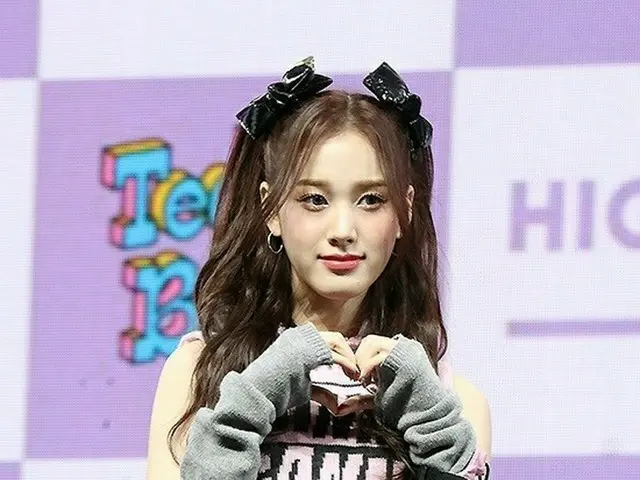 見た目とは異なり低音の女性アイドル2人