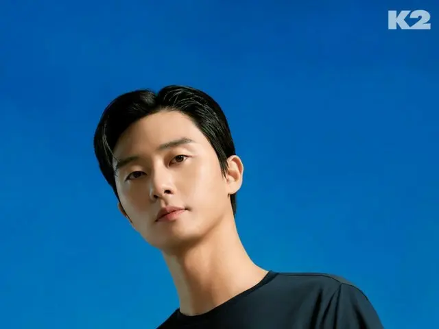 俳優パク・ソジュン、さわやかな夏のアウトドアファッションを公開