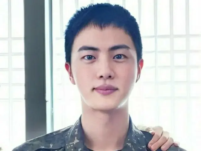 「BTS（防弾少年団）」JIN、「軍服がよく似合う現役アイドル」で1位に