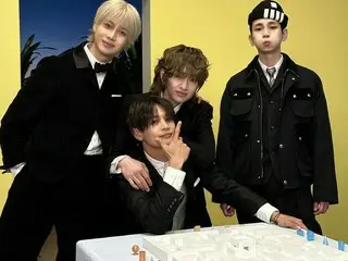 「SHINee」、8thフルアルバム「HARD」のジャケ写撮影ビハインド“Day2”を公開