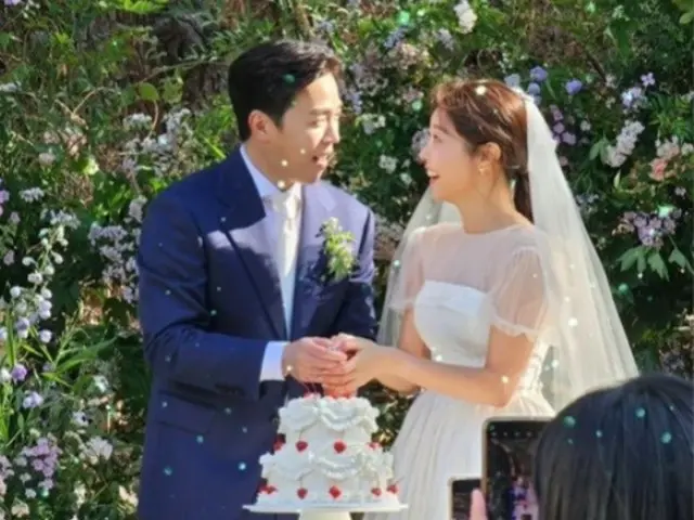 「Girl's Day」ソジン♥イ・ドンハ、映画のような野外ウェディング…ミナ、ユラからもお祝い