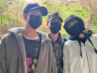 「BTS（防弾少年団）」JINとJ-HOPE、休暇をとって入隊するRMとVを見送り…“ケガせずに気をつけて行ってこい”