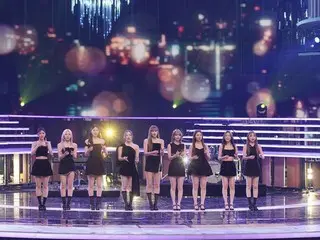NiziU、客席から登場でルートを慎重にチェック　リハからかっこかわいい全開：紅白リハ（音合わせ）