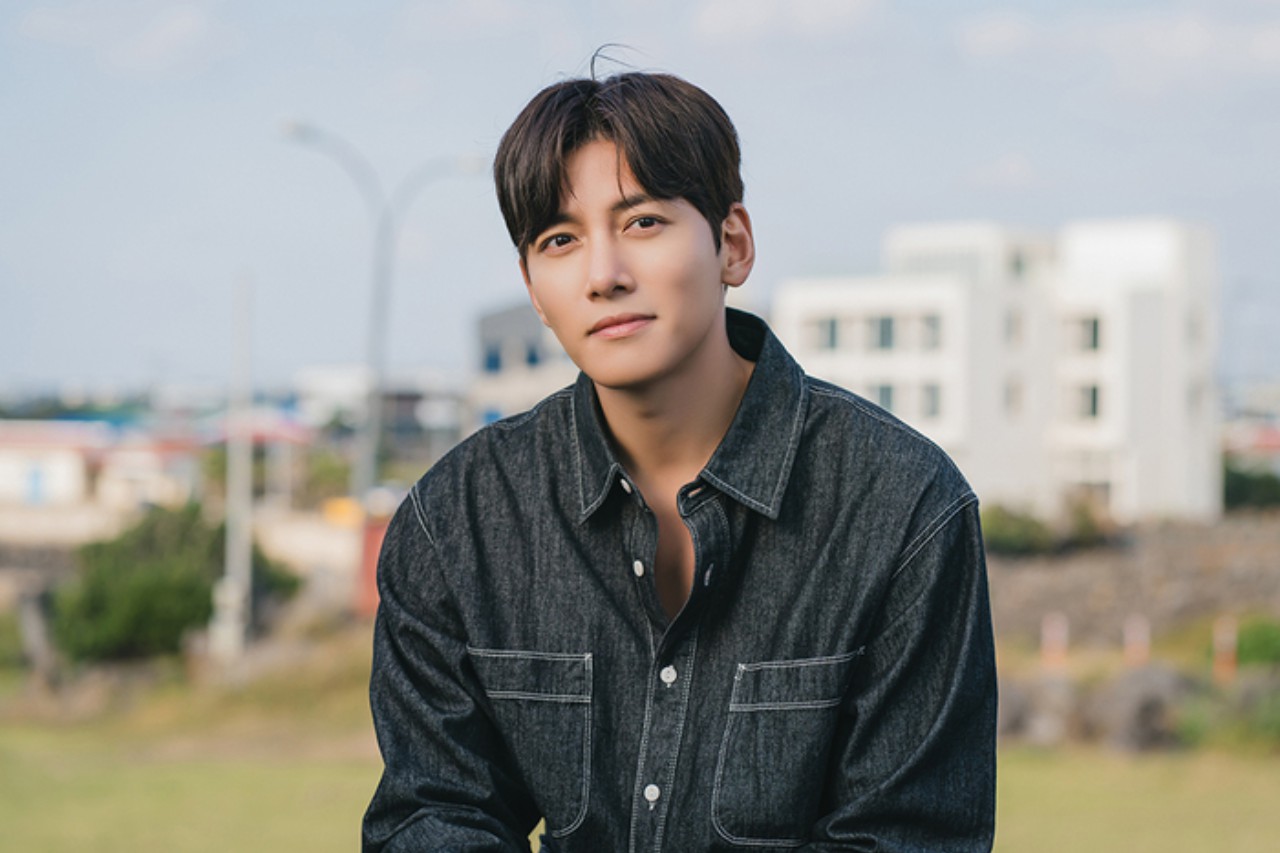 チ・チャンウク 写真集 チャンウク サムダルリ JI CHANGWOOK チ・チャンウク 写真集 チャンウク サムダルリ JI CHANGWOOK
