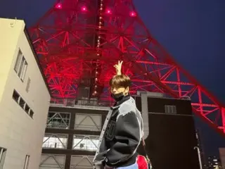 ジェジュン、東京タワーの下で輝くビジュアル…「キラリ」