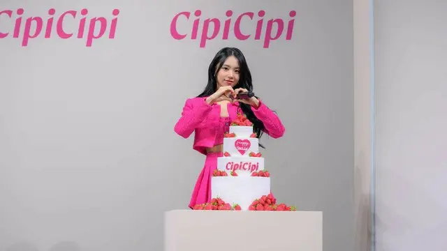 TWICEチェヨン、大好きないちごケーキのサプライズに「嬉しい～幸せ」