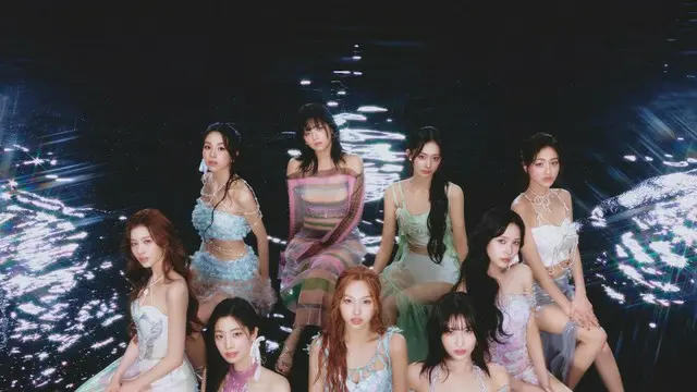 TWICE、自身５枚目の日本オリジナルアルバム『DIVE』リリース＆新ビジュアル公開