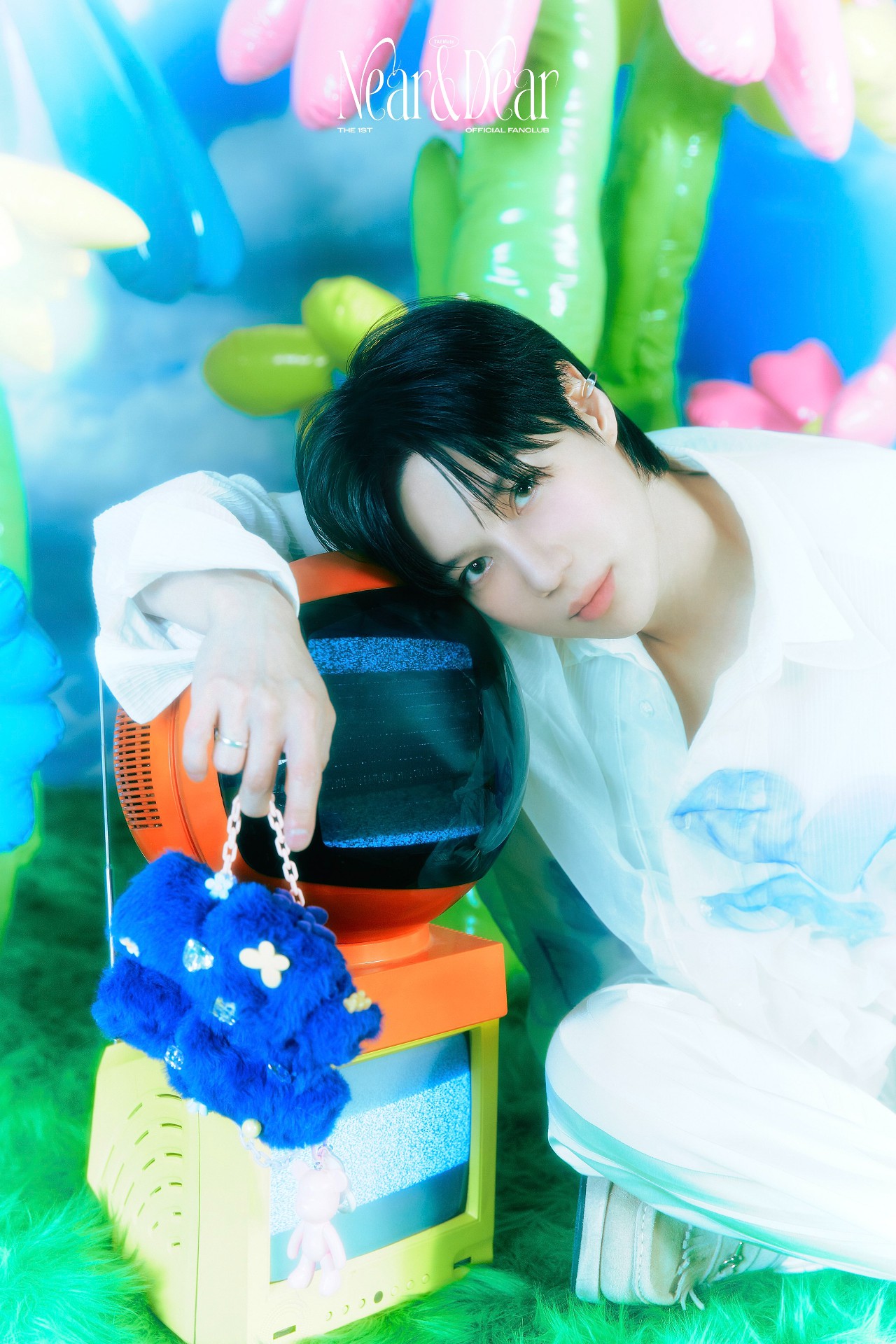 SHINee」テミン、ファンクラブコンセプトフォト公開…童話の中の