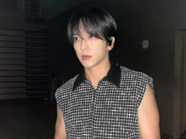 「CNBLUE」ジョン・ヨンファ、カリスマ性にあふれた眼差し…「Fire」