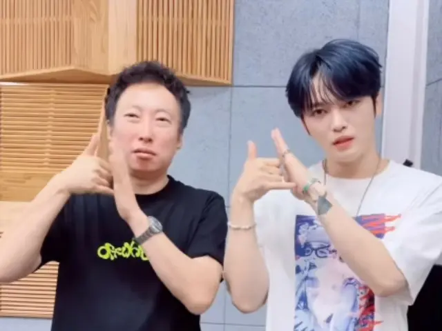 ジェジュン、パク・ミョンスと一緒に「しないで」チャレンジ…同じダンス、違った雰囲気（動画あり）