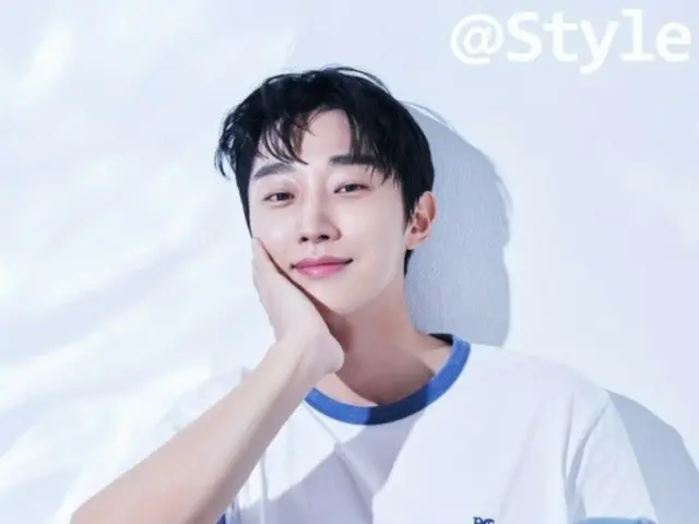 「B1A4」ジニョン、単独グラビアでシック＆清涼な雰囲気で魅了