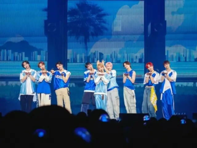 「&TEAM」、初めてのアリーナツアーがスタート…東京公演を成功的に開催