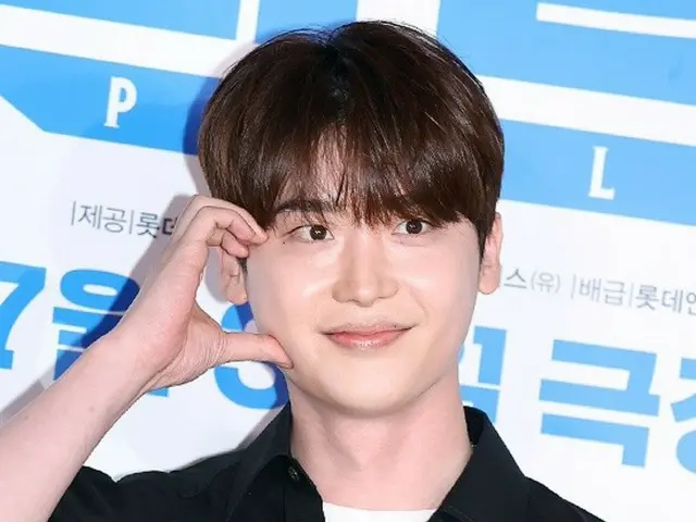 【フォト】イ・ジョンソク＆マ・ドンソク＆「少女時代」ユナ＆ハ・ソンウン、映画「パイロット」のVIP試写会に参加して応援