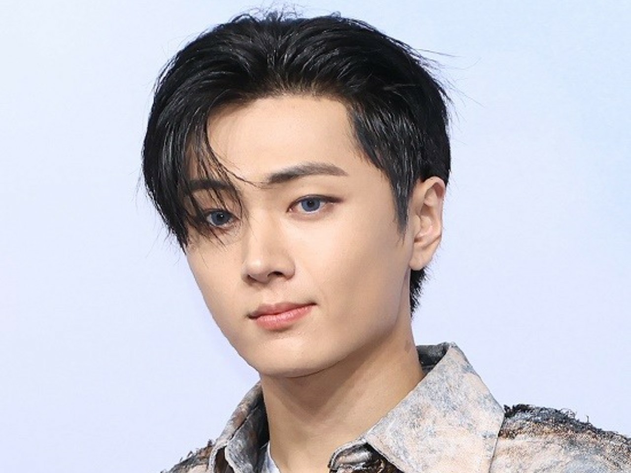 ENHYPEN」ジェイ、インフルエンザで日本コンサート不参加…“だいぶ