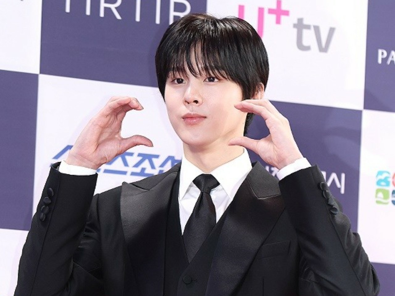 キムウソク 6ff55b9c0190b923ce48062ee6018e