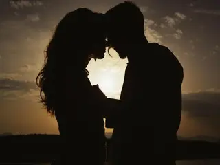 彼氏が仕事で忙しい！上手に付き合うコツって？