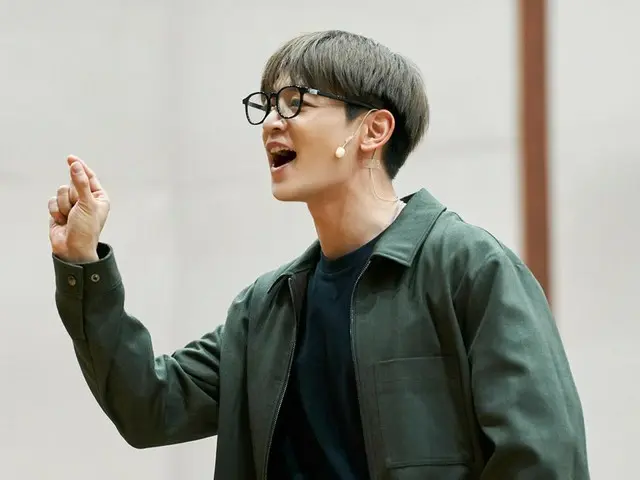 「SHINee」ミンホ、演劇「ランデブー」で退場なしの2人芝居に挑戦