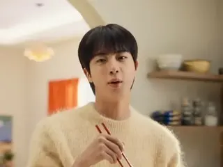 「BTS」JIN、「軍隊に入って訓練兵の時にもらった最初のラーメンがジンラーメンだったが、本当に美味しかった」（動画あり）