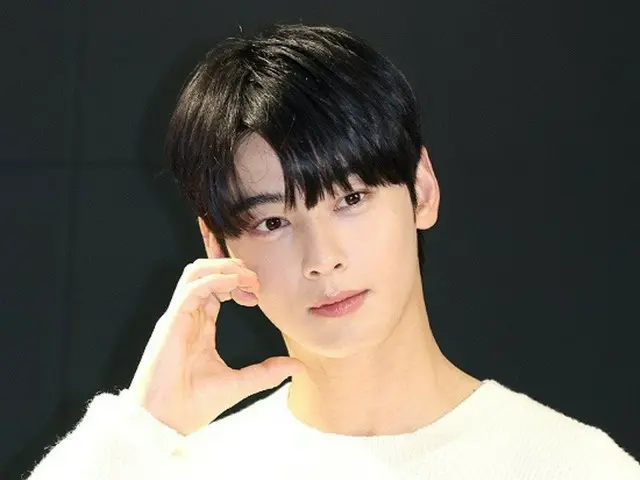「ASTRO」チャウヌ、ムンビンさんの追悼曲に参加した仲間に約4000万ウォン相当のブレスレットをプレゼント