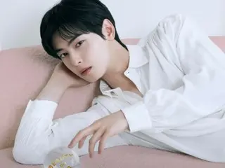 「ASTRO」チャウヌ、魅惑的な眼差し…「いつ手をつなぐかわからないから」
