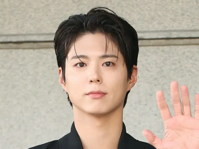 【フォト】俳優パク・ボゴム、「カンタービレ」のためKBS出勤