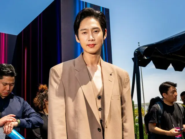 パク・ソンフン、“Netflix”のイベント“TUDUM”でファンと交流…「イカゲーム３」への期待上昇