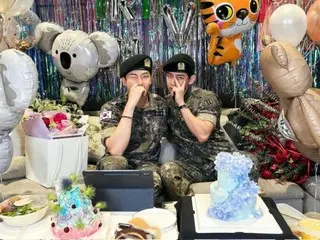 「BTS」RM＆V、愉快な姿でファンに除隊のあいさつ…「本当に会いたかった」