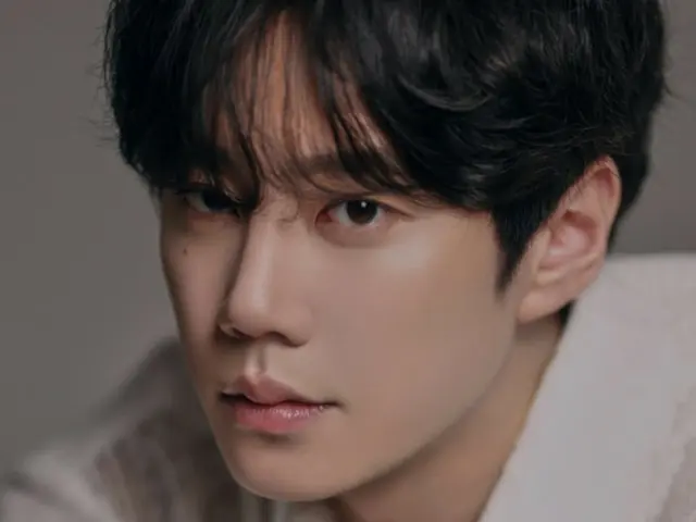 イ・ジュニョン（UKISSジュン）、新プロフィール公開…圧倒的なオーラ