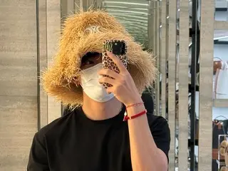 「BTS」V、ユニークな麦わら帽子が実はセリーヌw