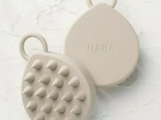 乾燥した頭皮へのオアシス、ハーバー研究所から『頭皮スパブラシ(サンドベージュ)』が販売