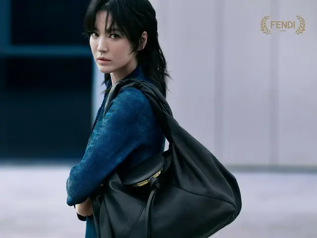 女優ソン・ヘギョ、スパイ映画のポスターのようなグラビアを公開