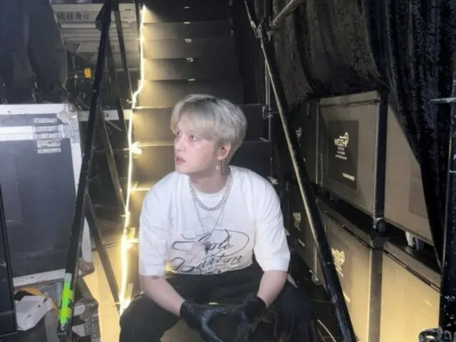 ジェジュン、バックステージでも輝いてる…「幸せをあげる」（動画あり）