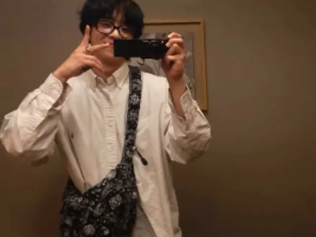 チェ・ジョンヒョプ、優しい笑顔でピース！