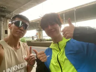 俳優パク・ボゴム、「Jinusean」ションと雨の中でも11kmランニング認証
