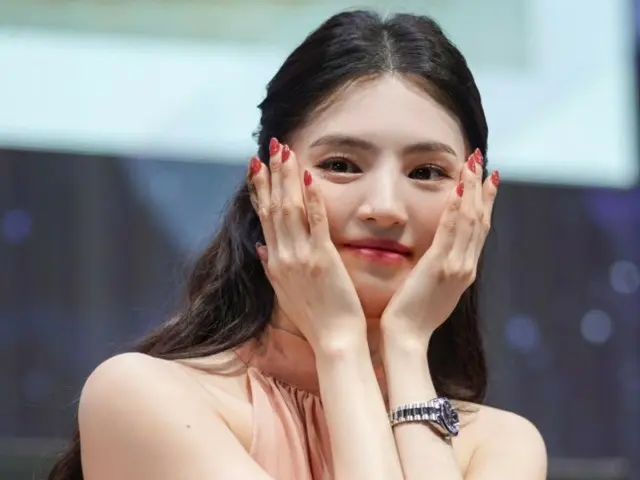 女優ハン・ソヒ、東京ファンミーティングを盛況に終える…非現実的な美貌爆発