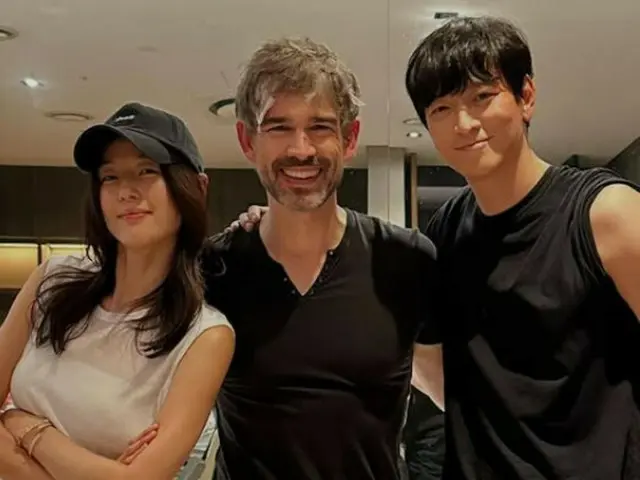 カン・ドンウォン＆チョン・ジヒョン、「北極星」共演ハリウッド俳優がスリーショット公開