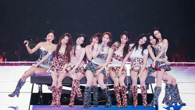 TWICE、６度目のワールドツアー開幕　サプライズ尽くしの大阪公演
