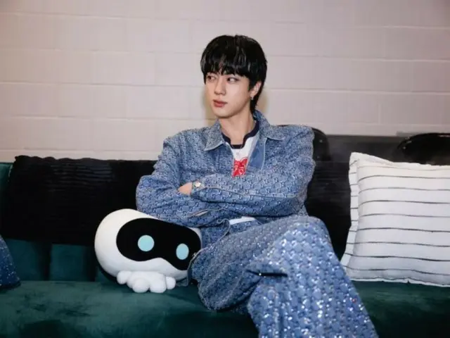 「BTS」JIN、楽しかったニューアーク公演の思い出…腕のズームアップ写真はおまけ？
