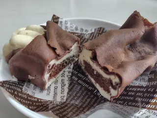 ローソンで新発売のティラミスクレープ！