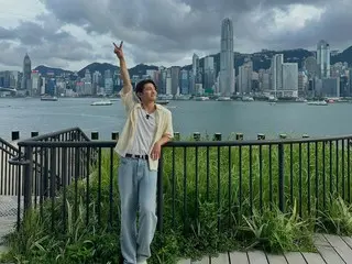 「東方神起」チャンミン、MBC教養番組「理由のある建築」で訪れた香港でのオフショットを公開…“いつか旅行で”