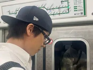 チェ・ジョンヒョプ、地下鉄でさりげない日常公開