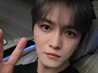 ジェジュン、いつでもどこでもさわやかですっきり…ピースでファンにあいさつ